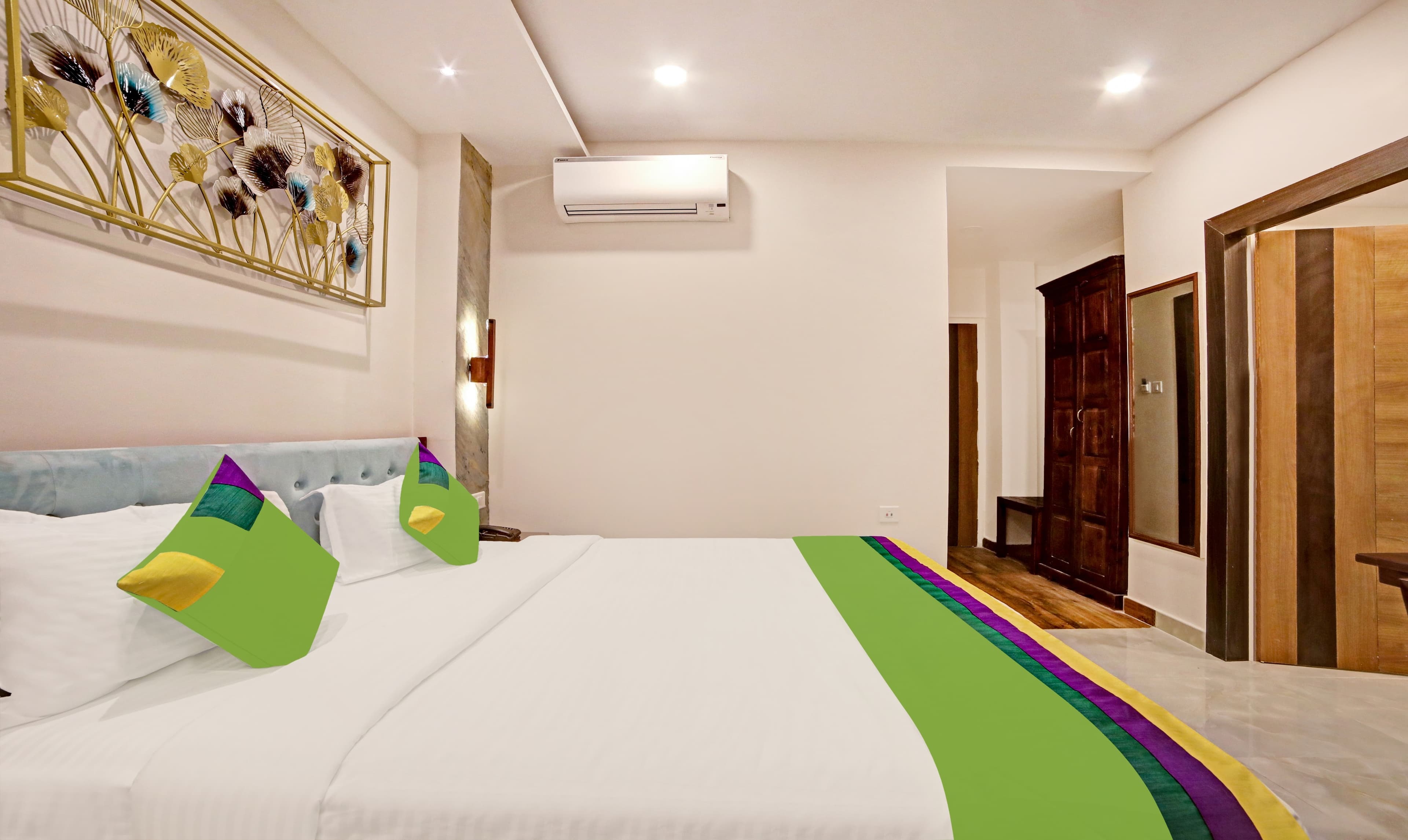 Deluxe Room at LazyStay