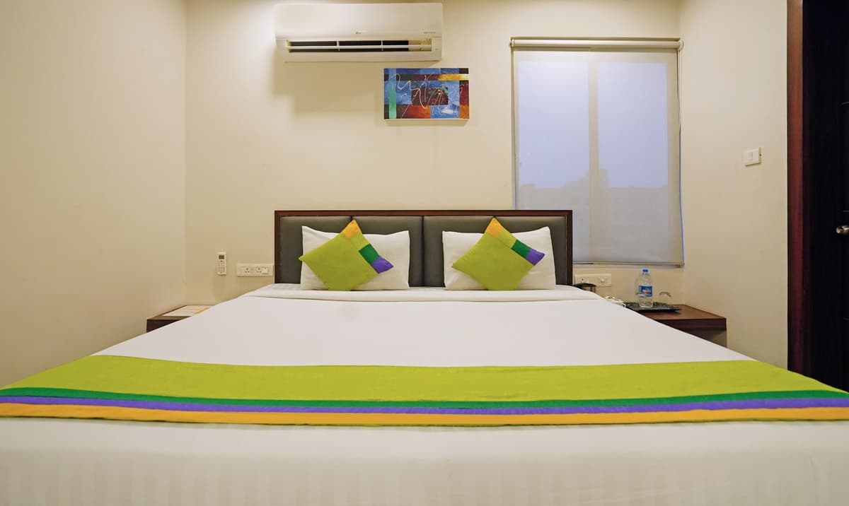 LazyStay Grand economy room